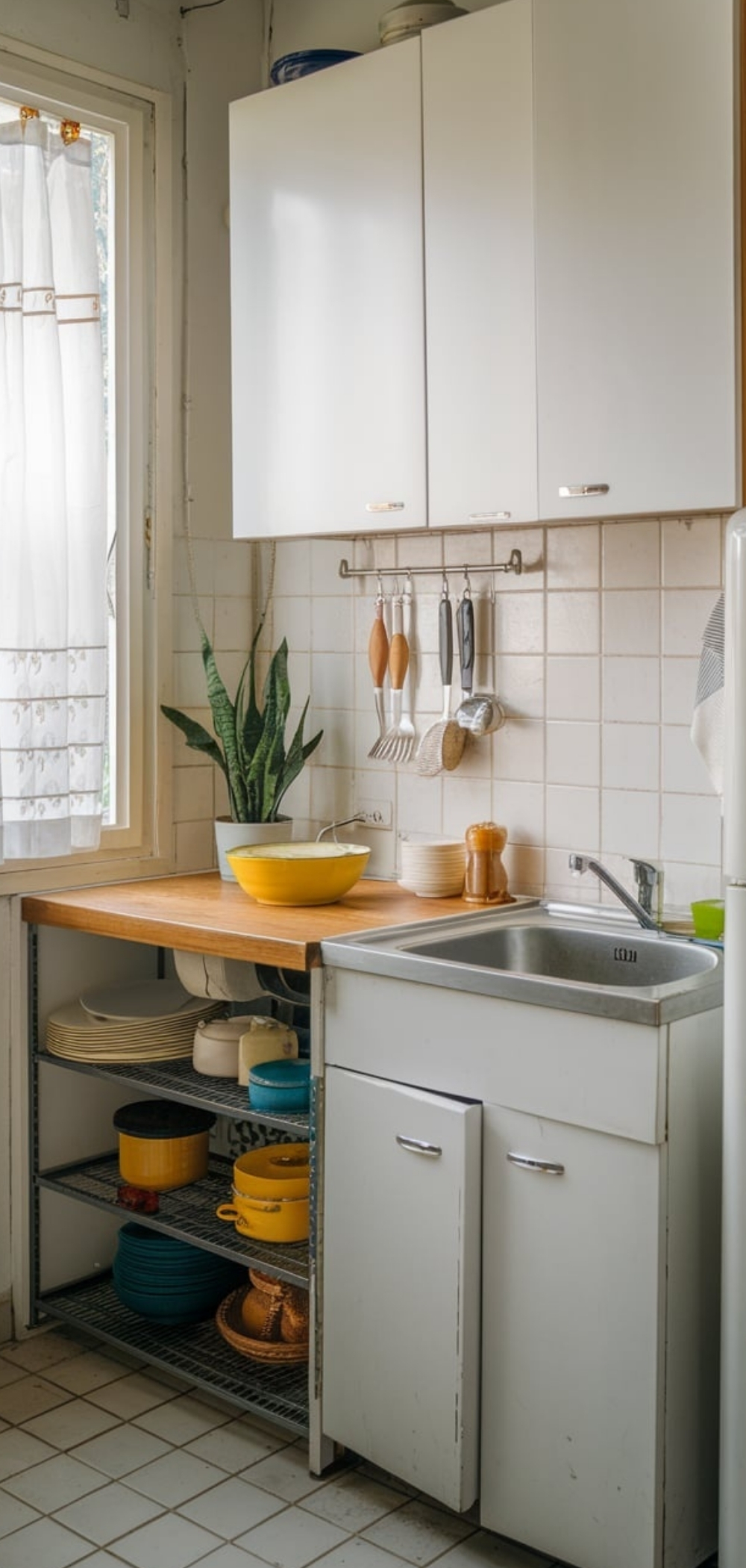 Small Apartment Kitchen