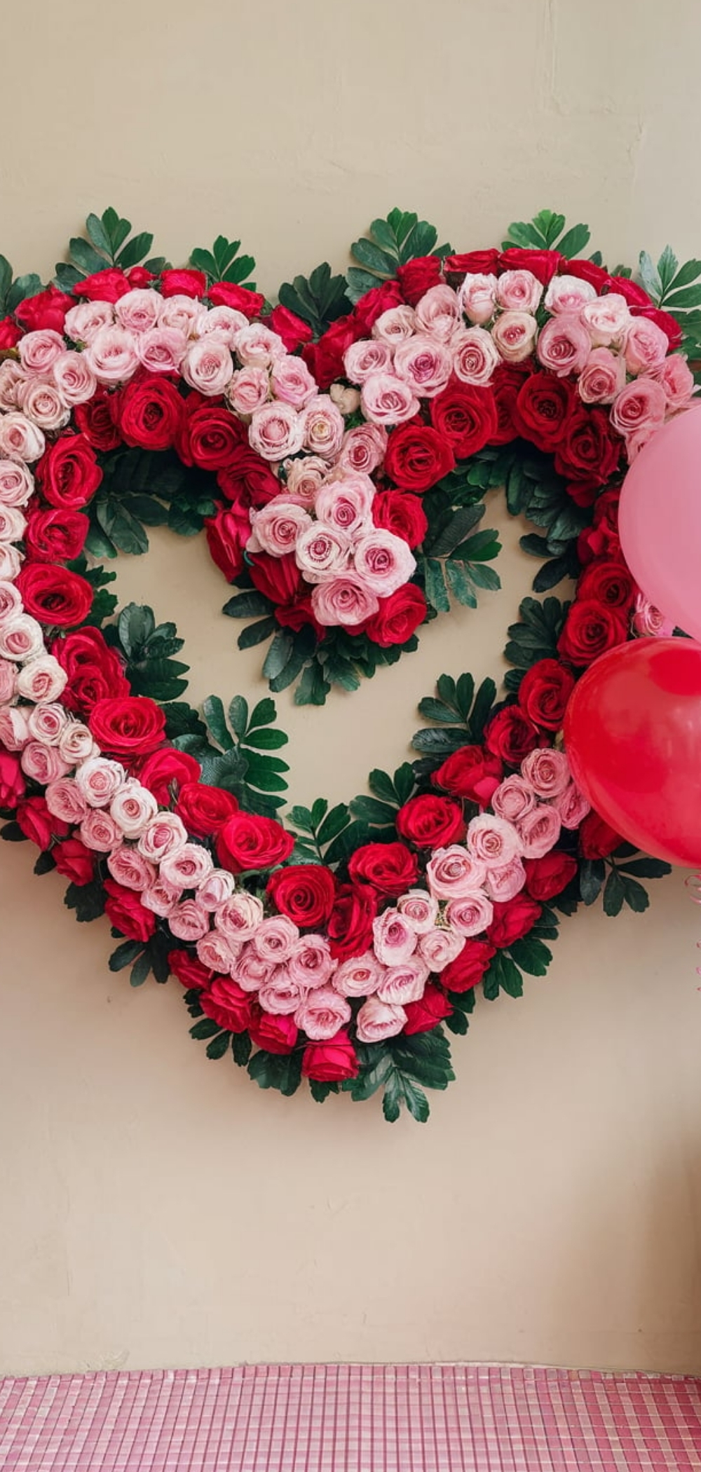 Galentines Party Decor