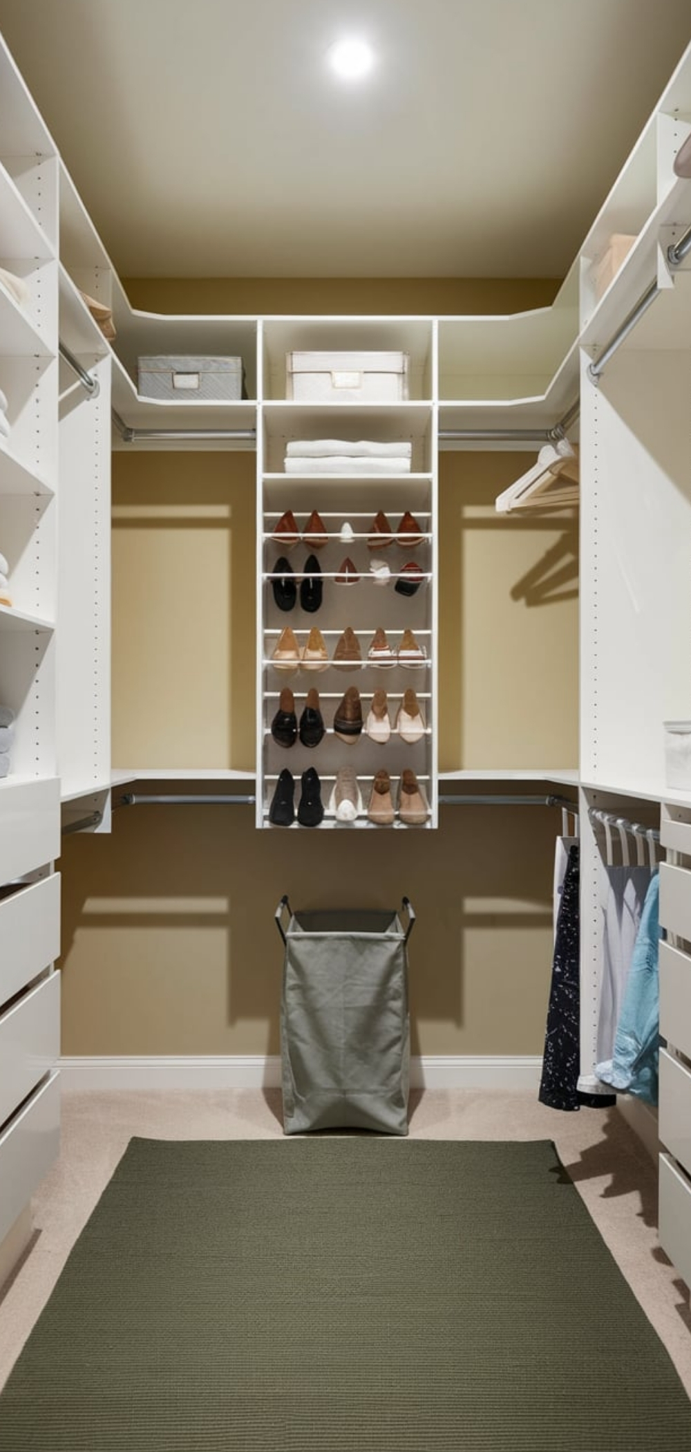 Master Closet Design Layout