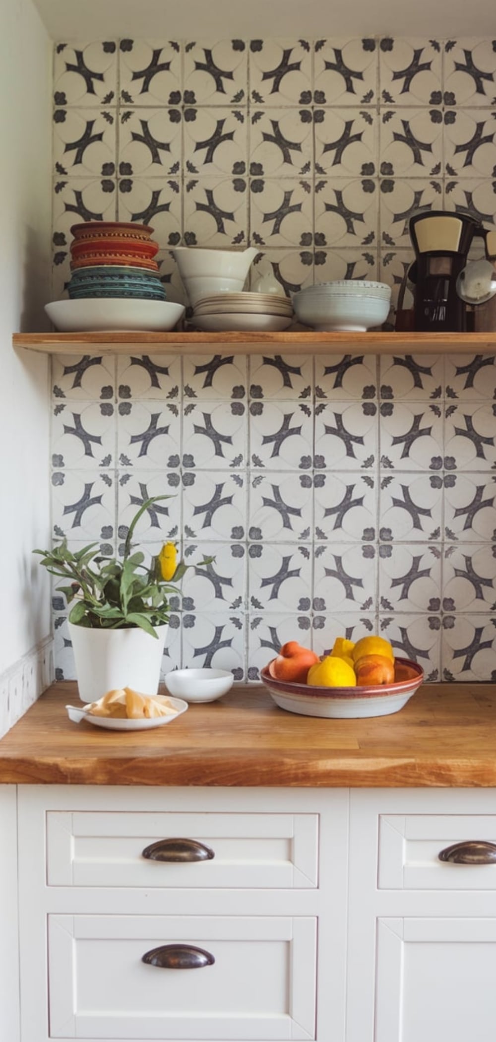 DIY Kitchen Backsplash