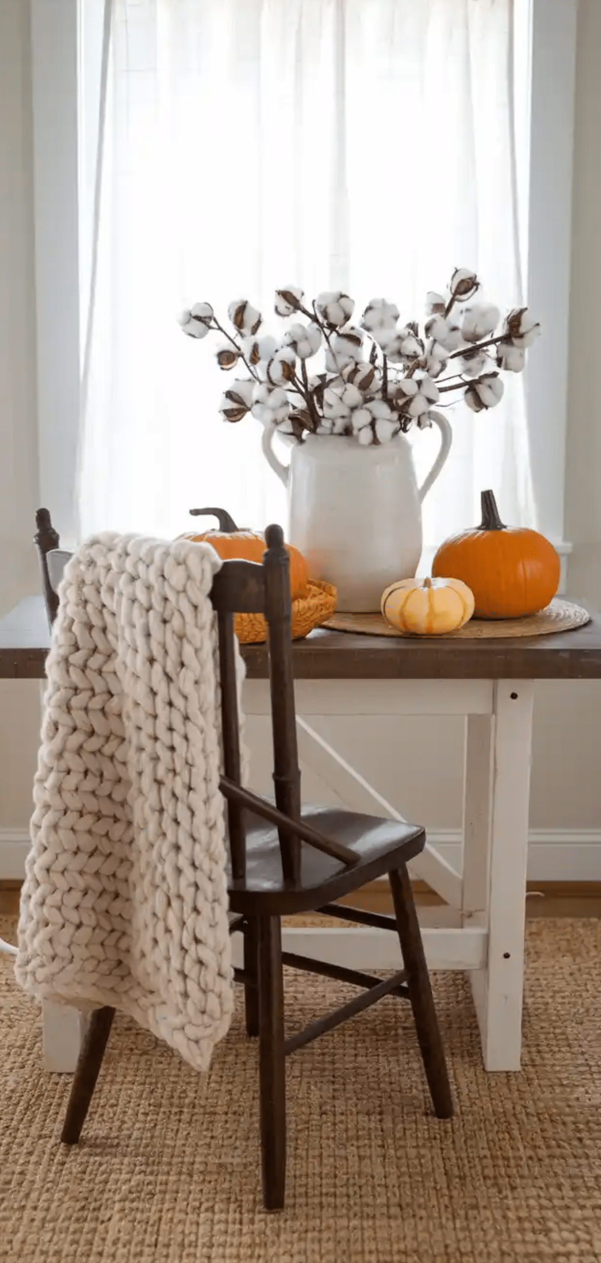 Farmhouse Fall Entry Table Decor Ideas 