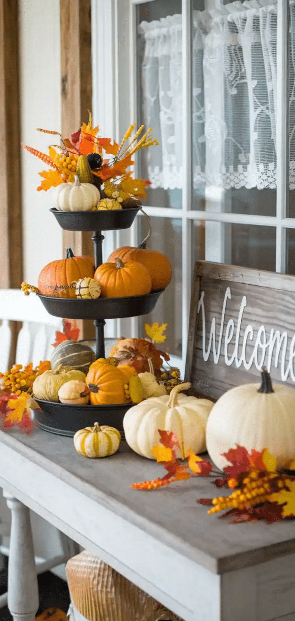 Farmhouse Fall Entry Table Decor Ideas 