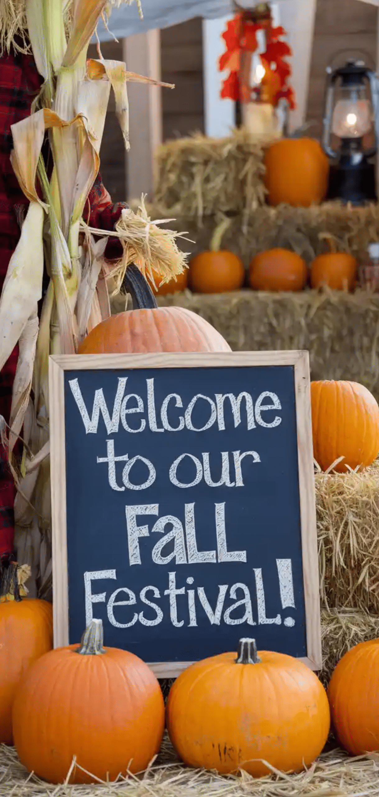 Stunning Fall Chalkboard Ideas (Chalk Art)