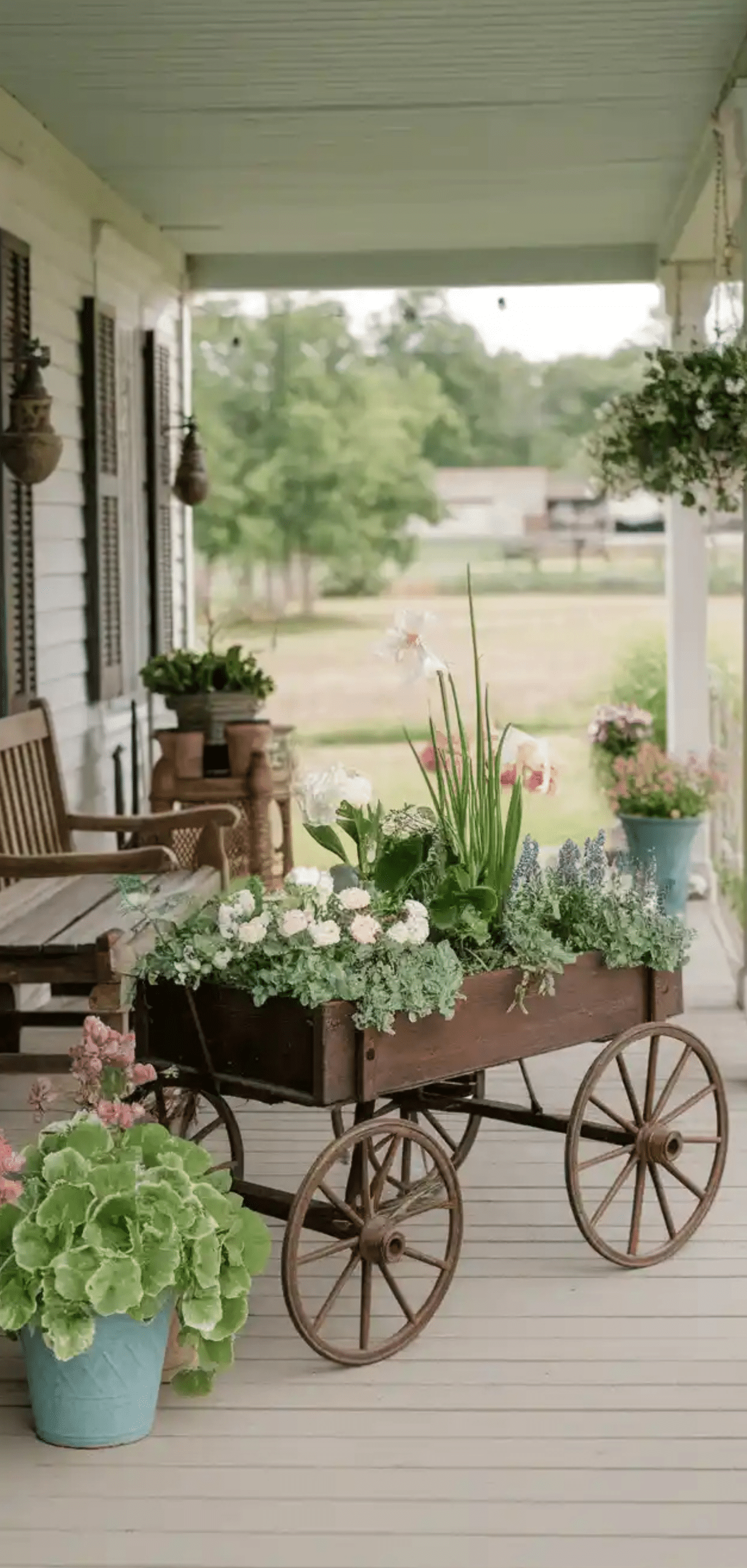 Easy Vintage Porch Decor Ideas