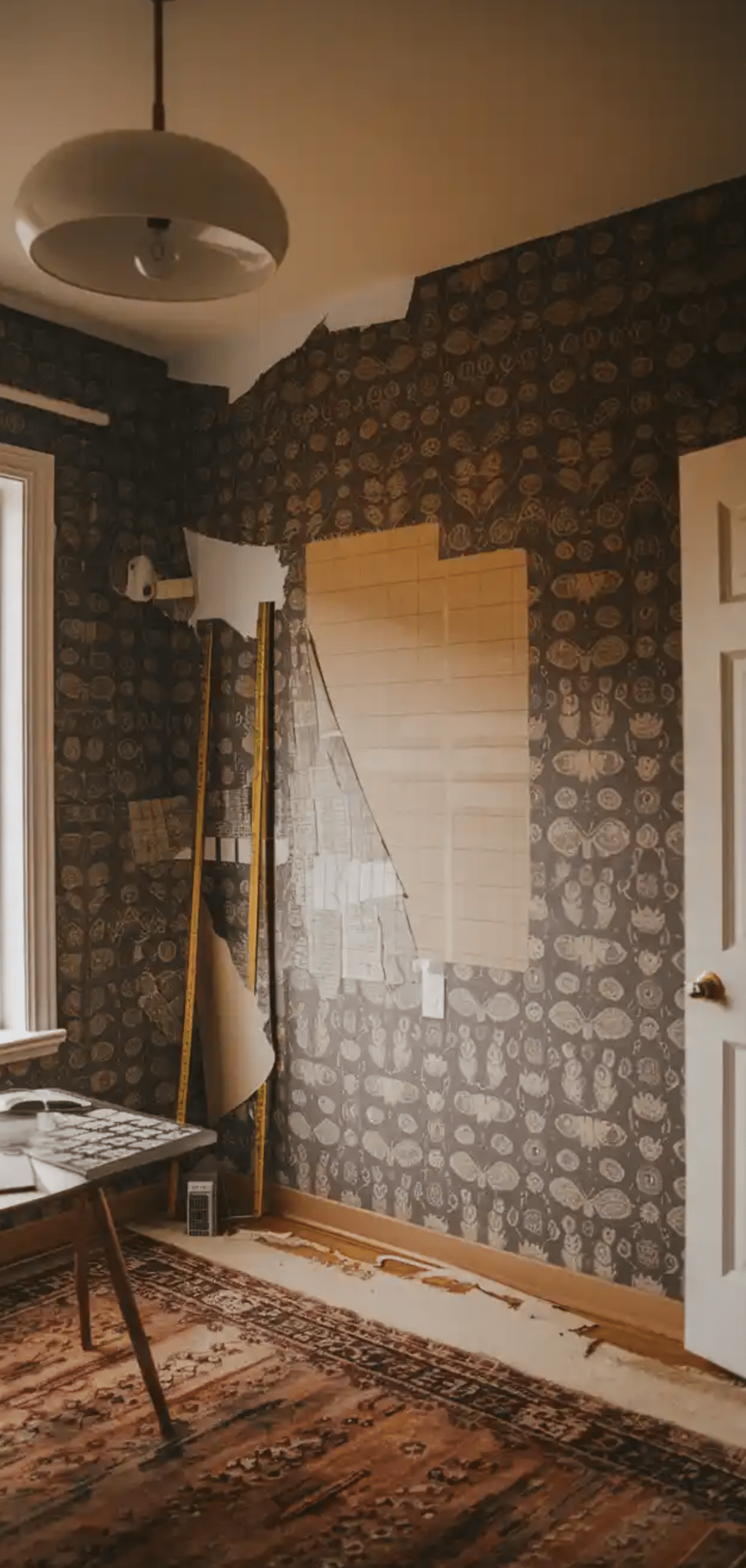 Easy Things to Know Before You Use Peel and Stick Wallpaper