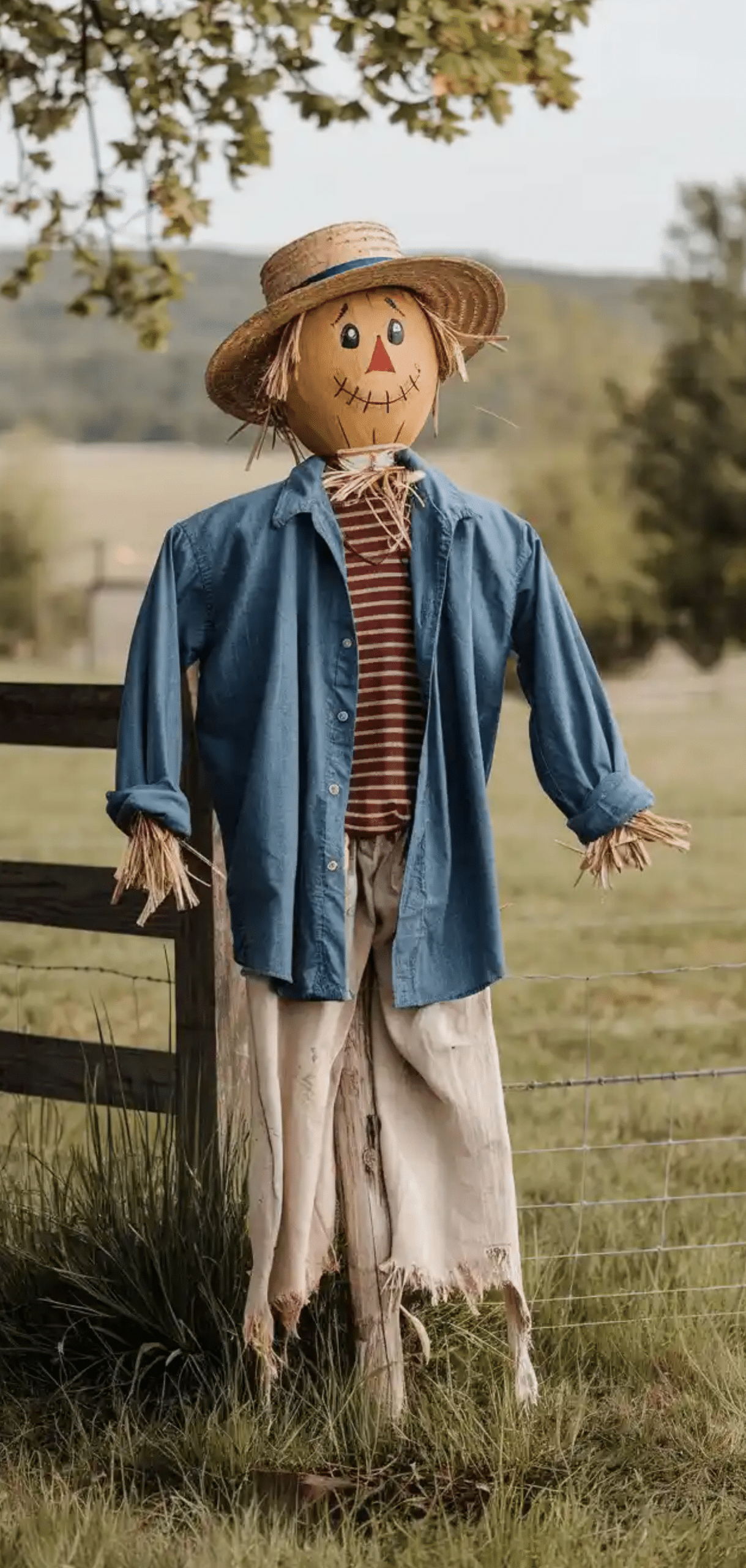 Wooden Scarecrows for Fall Decor