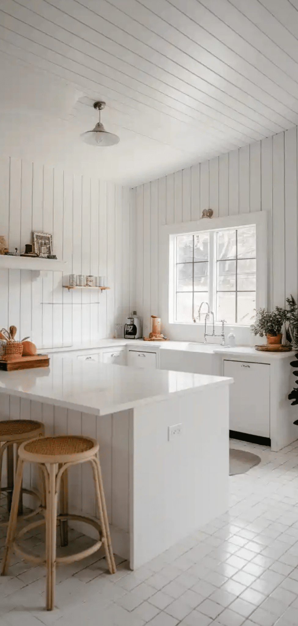 16 Stunning All-White Kitchen Ideas - The Mega Mom