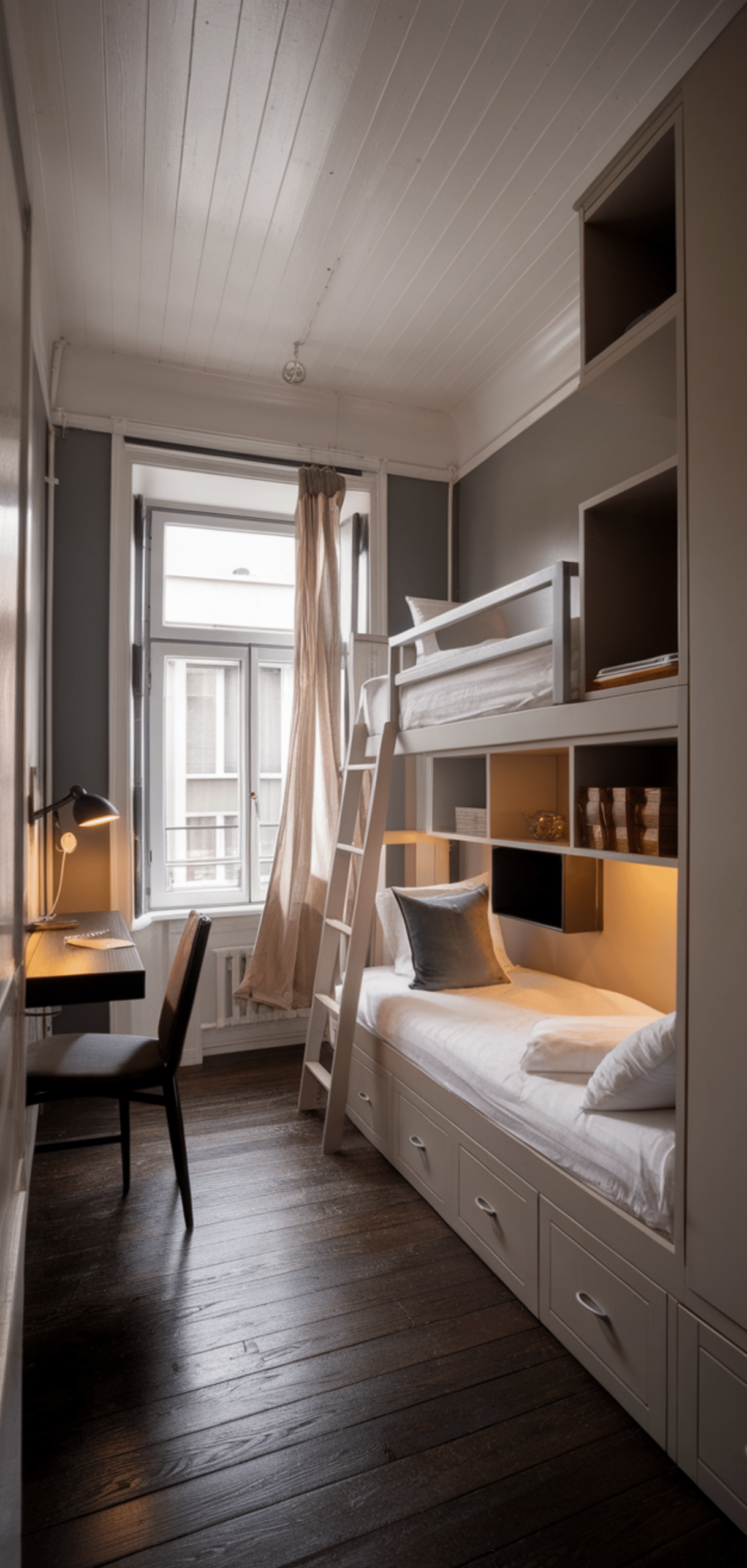 Stunning Small Shared Bedroom Ideas
