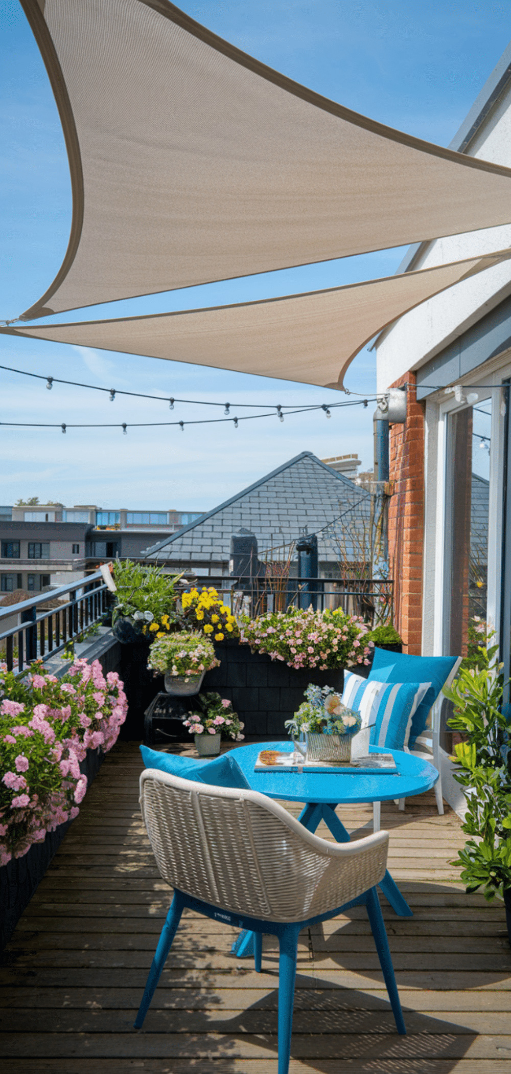 17 Cozy Apartment Balcony Shade Ideas That Never Go Out of Style