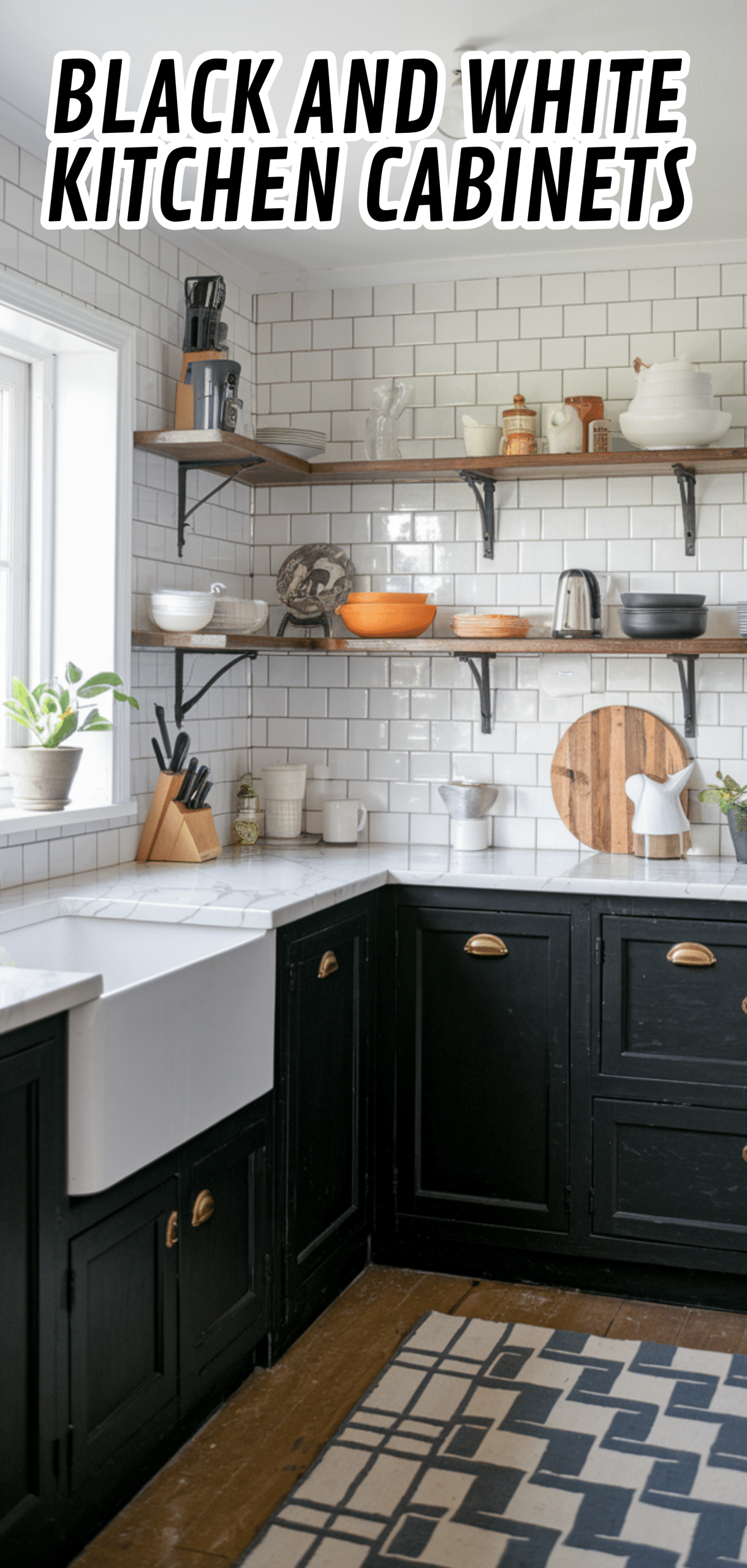 16 Stunning Black And White Kitchen Cabinets