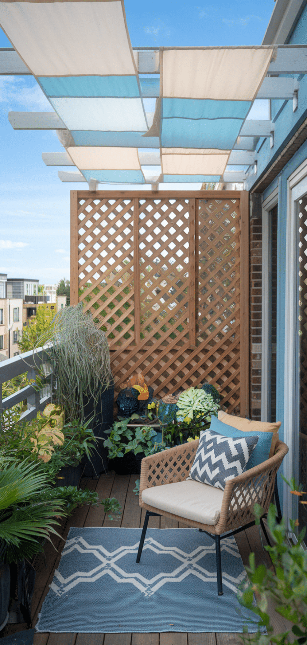 17 Cozy Apartment Balcony Shade Ideas That Never Go Out of Style