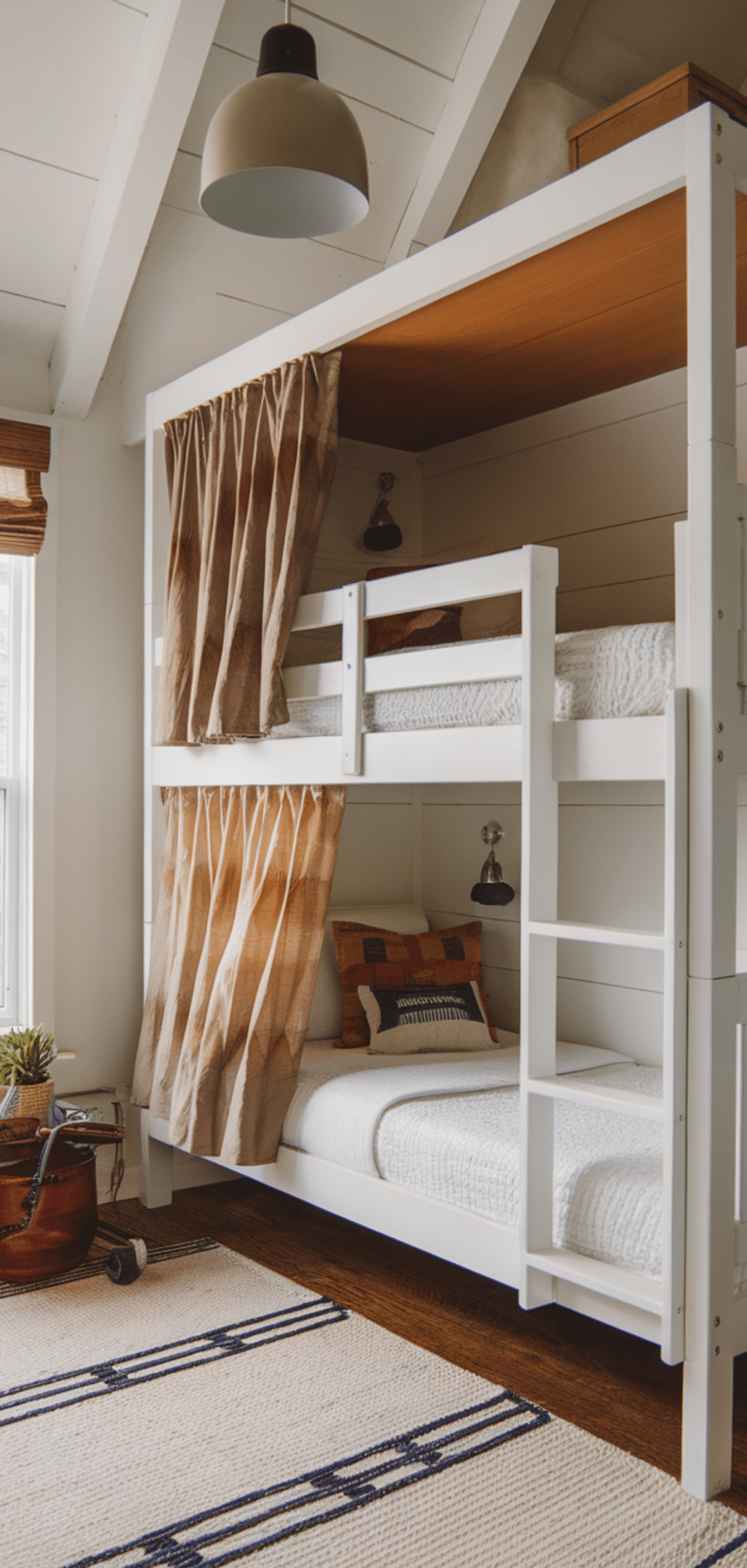 Stunning Bunk Room Ideas
