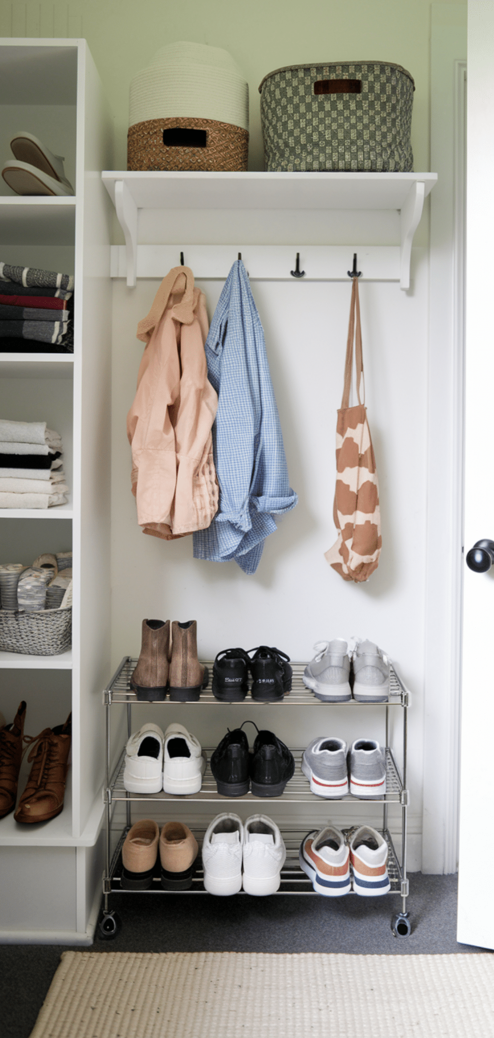 17 Perfect Mudroom Shoe Storage Ideas for a Clutter-Free Entryway